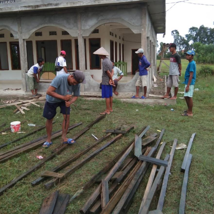 Gotong Royong Masyarakat Desa Sumber Makmur Jalur 3B RK 03
