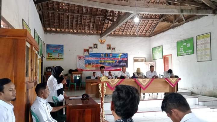 Operator Desa, Kasi Pemerintahan Mengikuti Sosialisasi E-Samdes, E-Dukcapil dan L-smart 